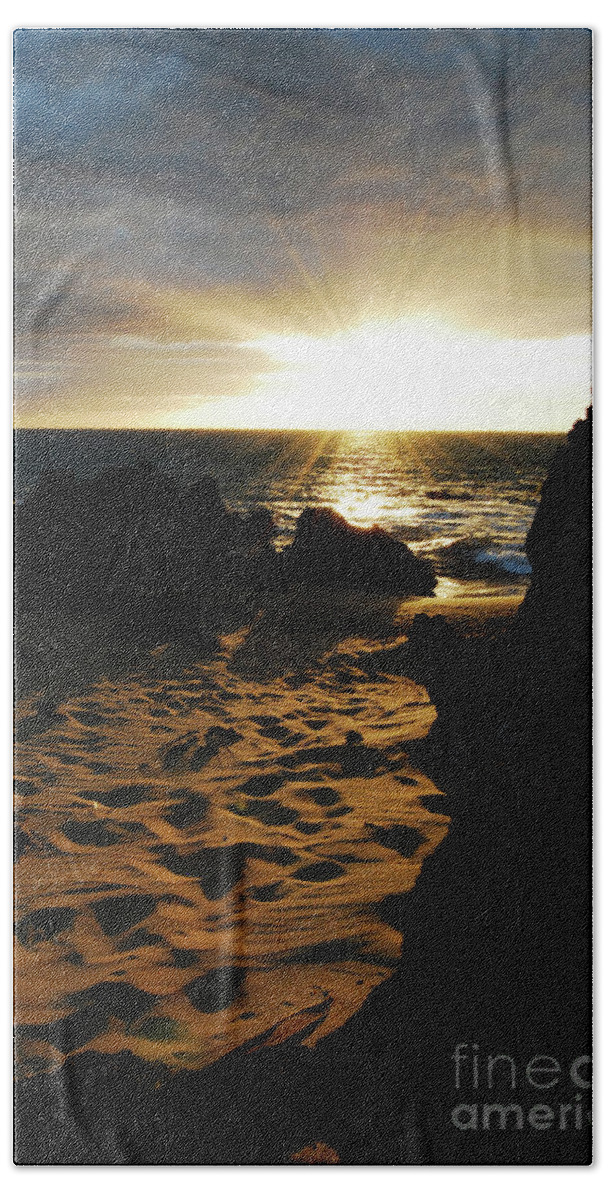 Photography Bath Towel featuring the photograph Kalamaole Beaches Sunset 22 by Stephanie Gambini