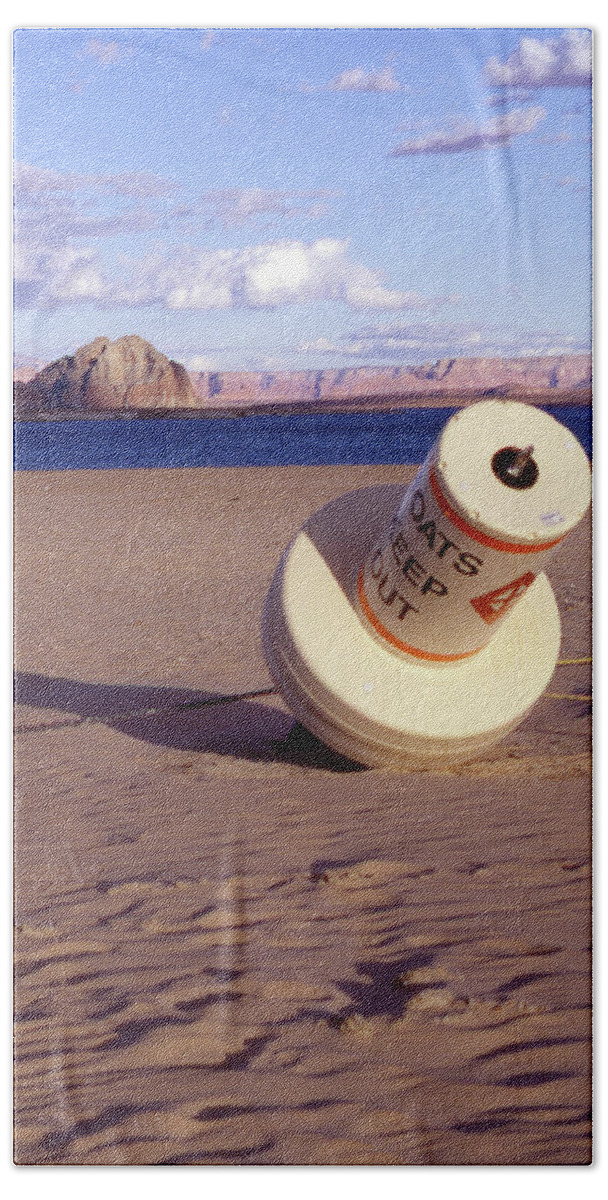 Arizona Bath Towel featuring the photograph Lake Powell Page Arizona by Mike McGlothlen