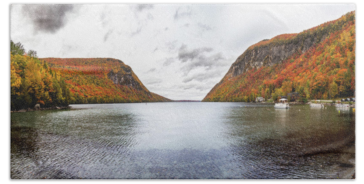 Vermont Bath Towel featuring the photograph Lake Willoughby Fall Panoramic by Tim Kirchoff