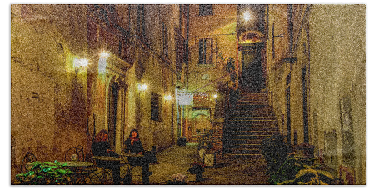 Italy Bath Towel featuring the photograph Late Night Cappuccino - Rome, Italy by Regina Muscarella