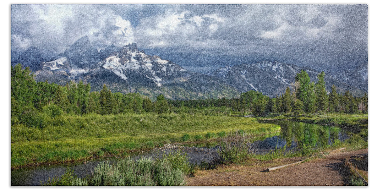 Tetons Hand Towel featuring the photograph Leaving The Landing #1 by Harriet Feagin