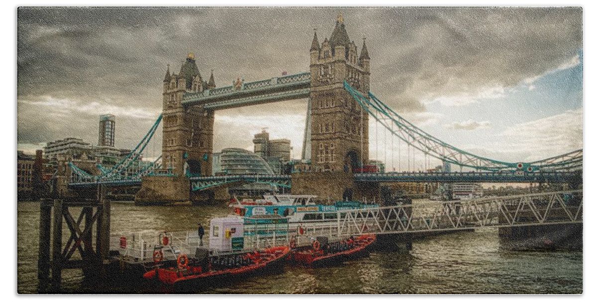 London Architecture Hand Towel featuring the photograph London Tower Bridge by Raymond Hill