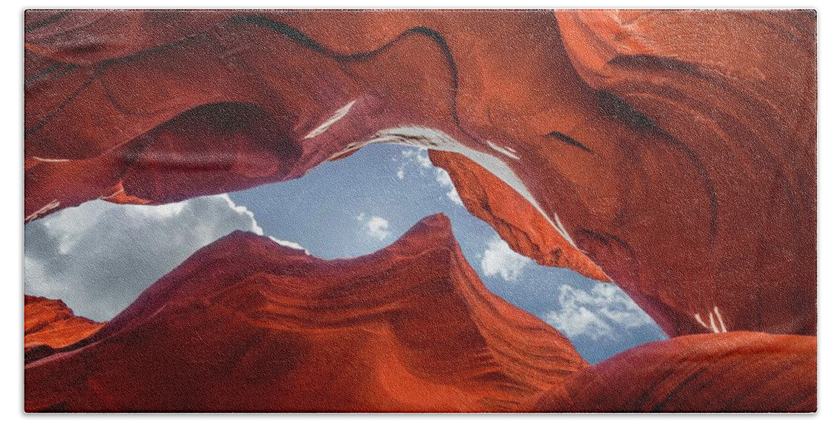 Antelope Canyon Bath Towel featuring the photograph Lower Antelope Canyon by Rob Hemphill