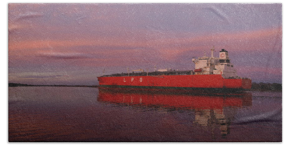 Ship Bath Towel featuring the photograph LPG by Jerry Connally