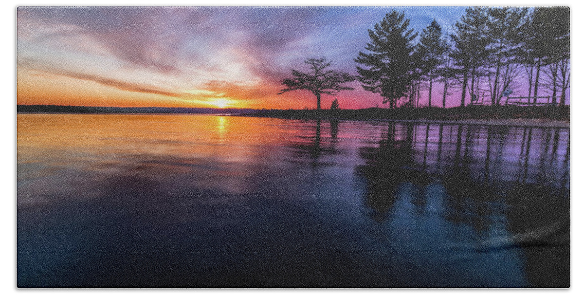 Sunrise Hand Towel featuring the photograph Magical Beginnings by Joe Holley