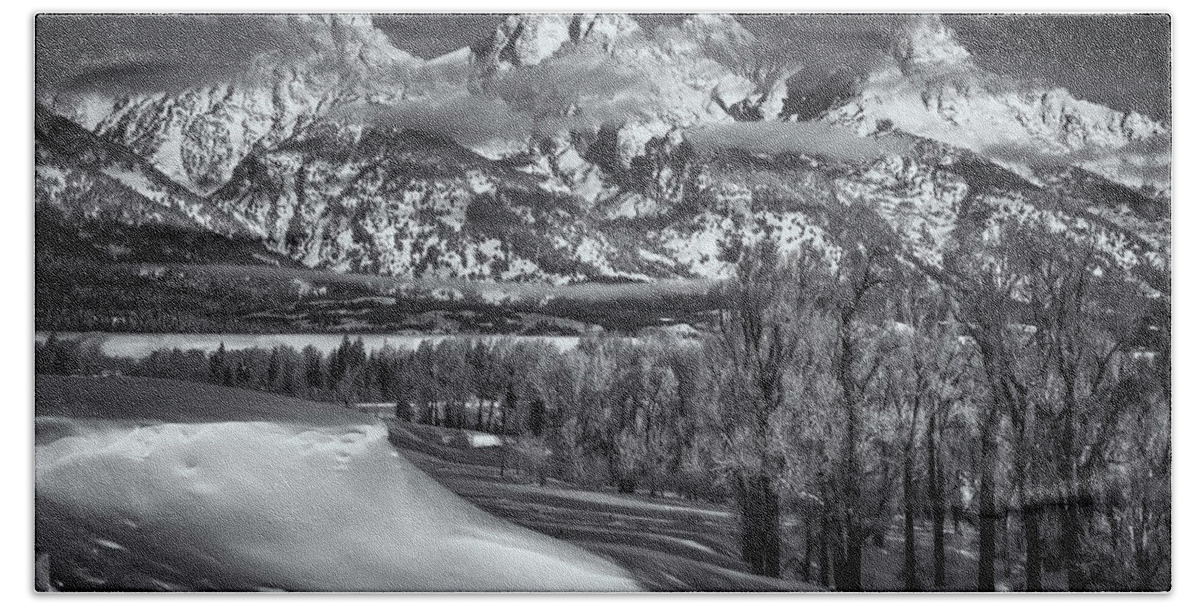 Tetons Hand Towel featuring the photograph Majestic Peaks by Darren White