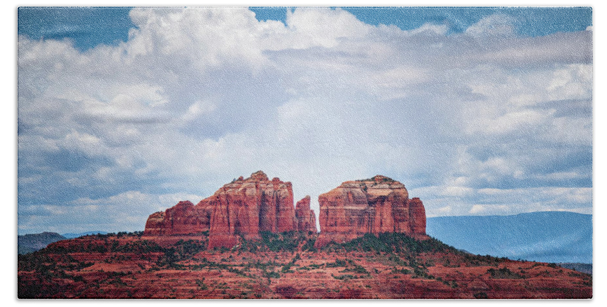 Arizona Hand Towel featuring the ceramic art Majestic Sedona Buttes by Michael Smith