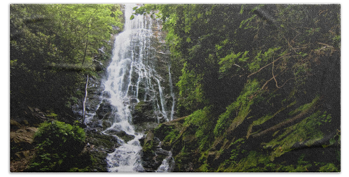 Mingo Falls Bath Towel featuring the photograph Mingo Falls of Cherokee NC by Bob Decker