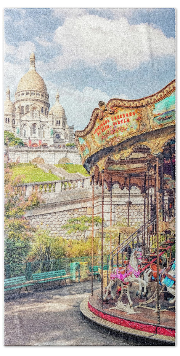 Amazing Hand Towel featuring the photograph Montmartre by Manjik Pictures
