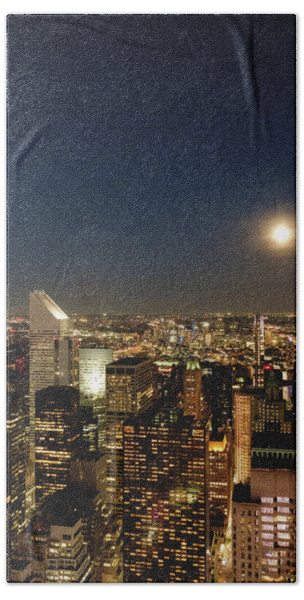 New York Bath Towel featuring the photograph Moon over Manhattan by Alberto Zanoni