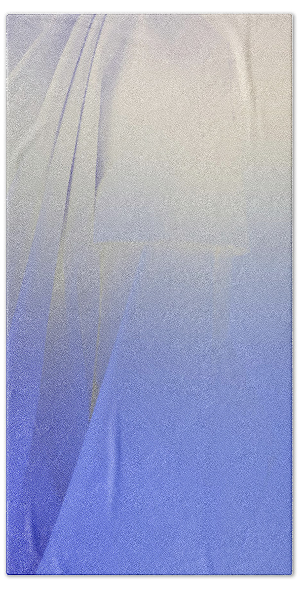 Emmett Bath Towel featuring the photograph Morning Light by John Emmett