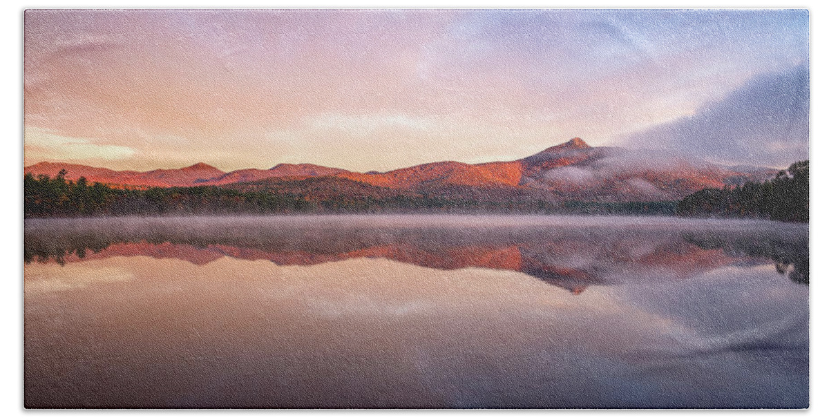 52 With A View Bath Towel featuring the photograph Mount Chocorua Autumn Mist by Jeff Sinon