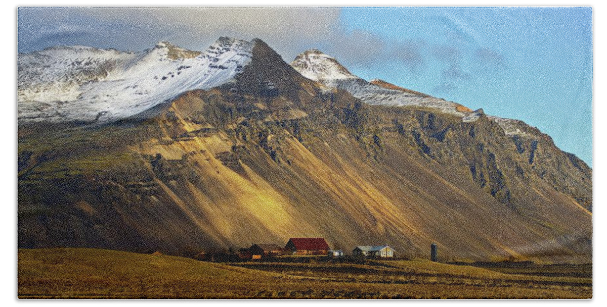 Iceland Bath Towel featuring the photograph Mountain farm by Christopher Mathews