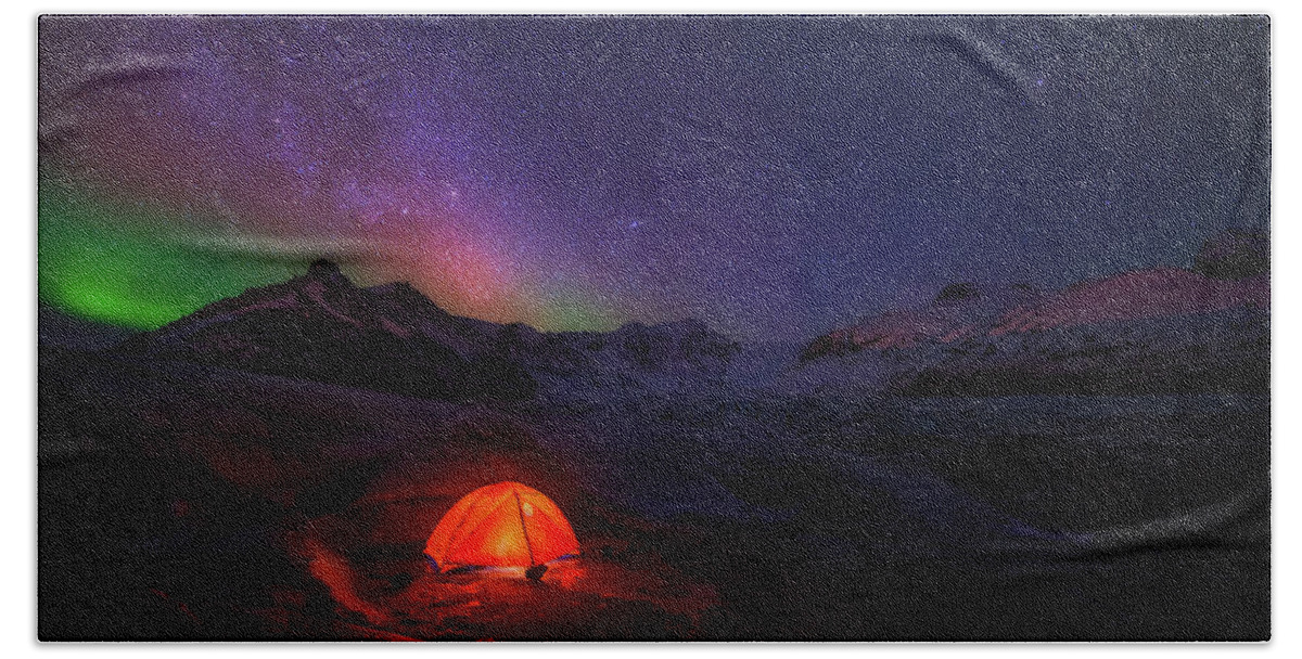 Iceland Bath Towel featuring the photograph Mountain Lights by Henry w Liu