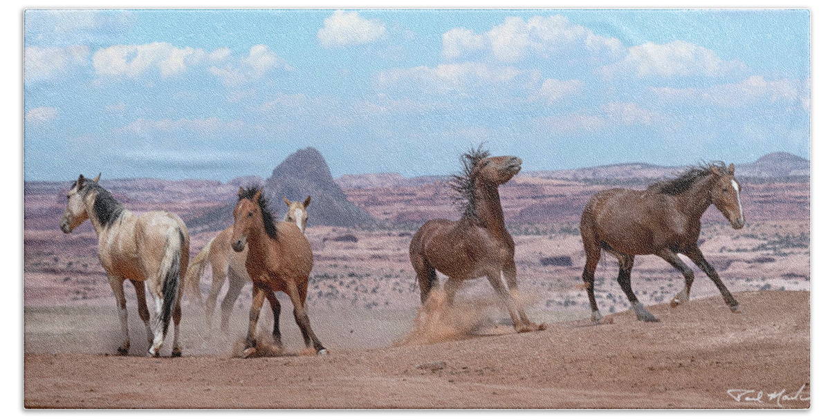 Stallion Bath Towel featuring the photograph Mustangs of the American West. by Paul Martin