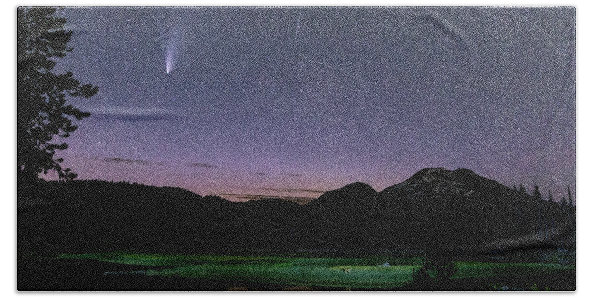 Comet Hand Towel featuring the photograph NEOWISE Finale at Sparks Lake by Cat Connor