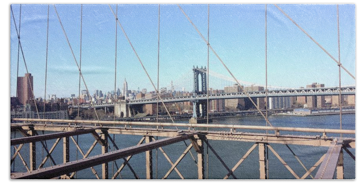 Brooklyn Bath Towel featuring the photograph New York Brooklyn Bridge by Bettina X