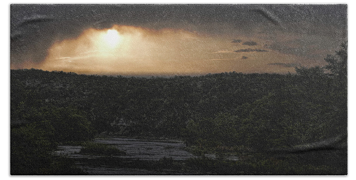 Tree Hand Towel featuring the photograph Night Fall Medina River by Rene Vasquez