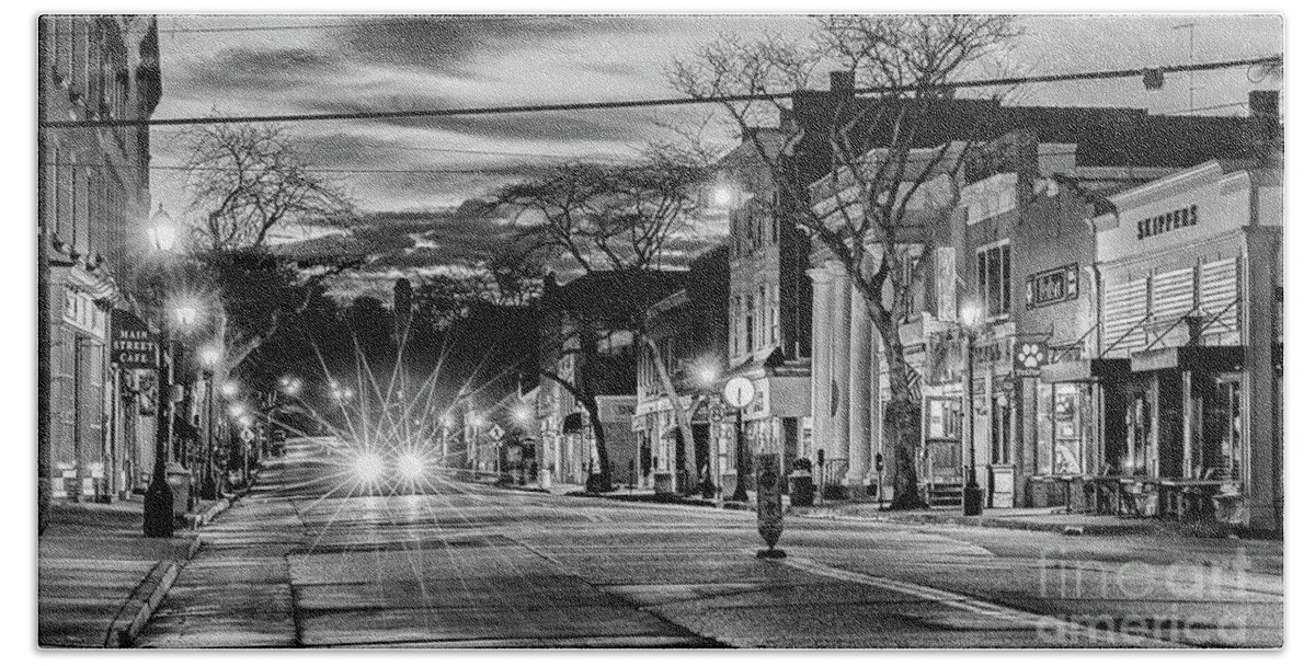 Northport Village Hand Towel featuring the photograph Northport at Night by Sean Mills