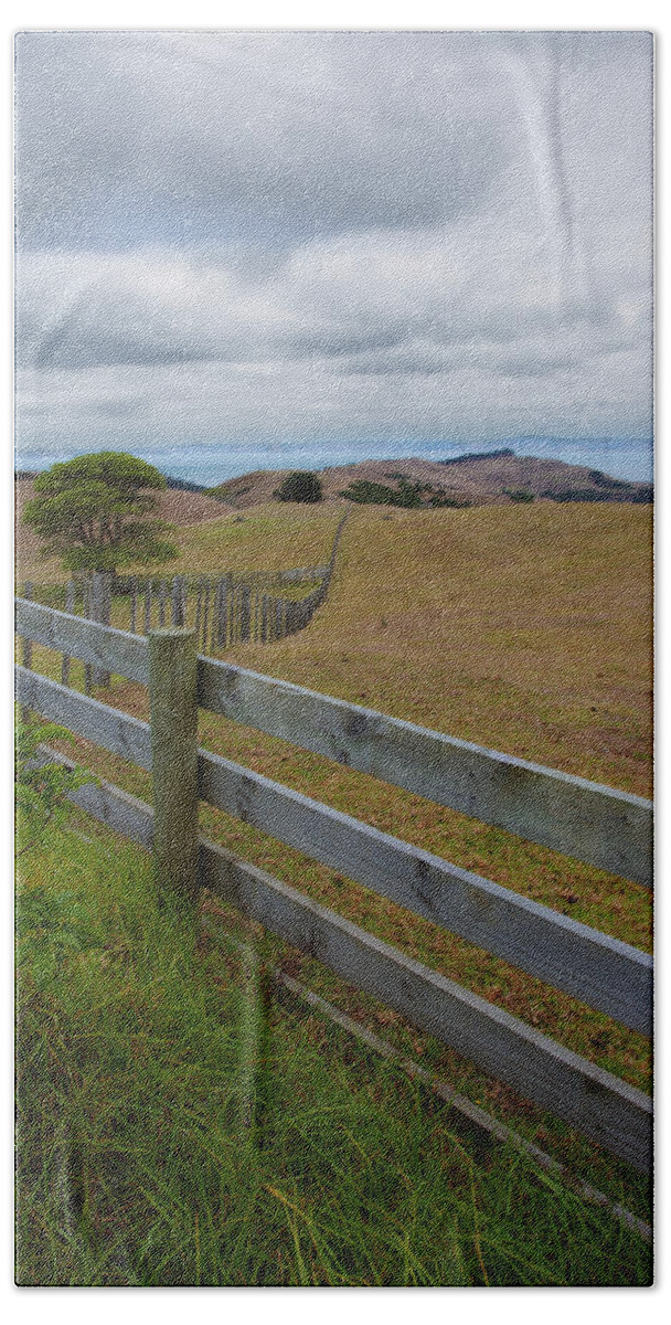 Fence Hand Towel featuring the photograph Off Into The Distance - Shelly Beach, New Zealand by Kenneth Lane Smith