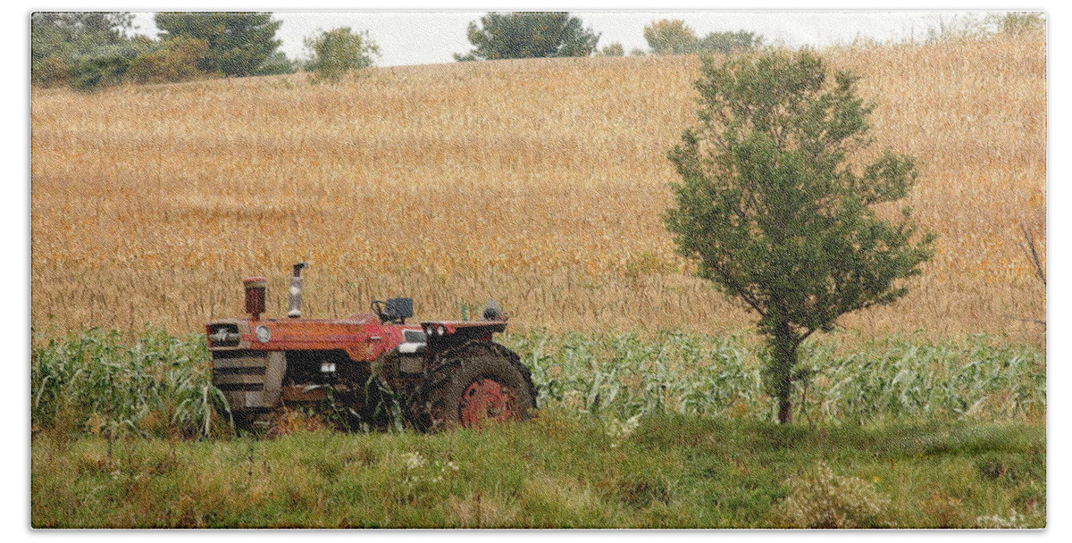Machine Bath Towel featuring the photograph Old Massey by Lens Art Photography By Larry Trager
