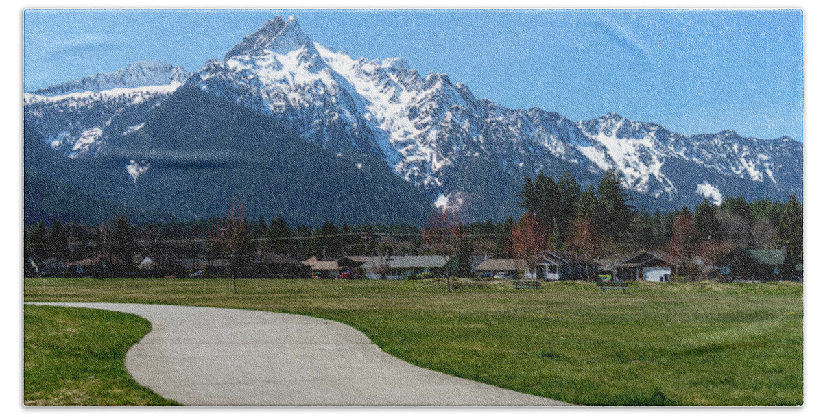 Mountains Hand Towel featuring the photograph Old School Park by Cindy Shebley