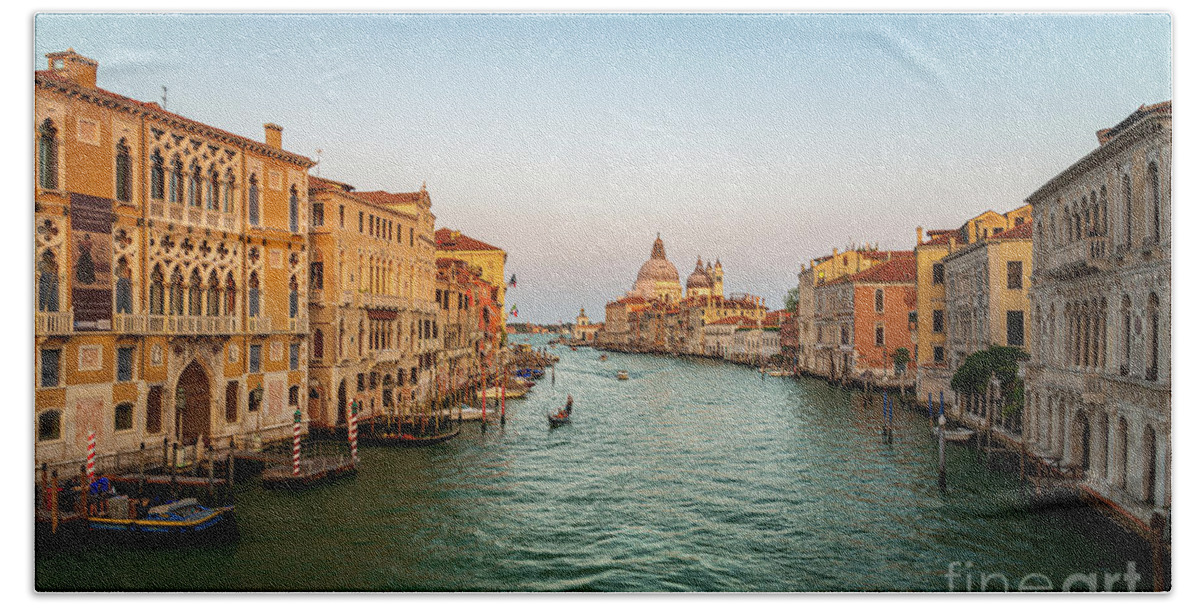 Venice Hand Towel featuring the photograph Only us by Yuri Santin
