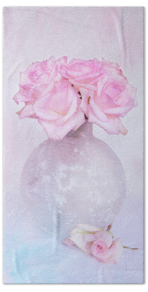 Contemporary Still Life Bath Towel featuring the photograph Painted Roses by Theresa Tahara
