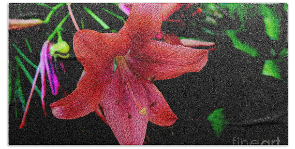 Flower Hand Towel featuring the photograph Painterly Daylily by Bentley Davis