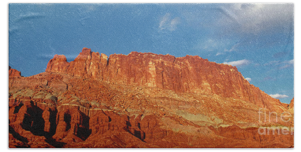 Dave Welling Bath Towel featuring the photograph Panoramic Waterpocket Fold Capitol Reef National Park by Dave Welling