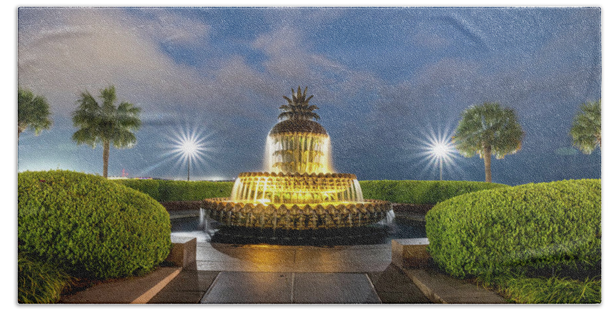 Pineapple Hand Towel featuring the photograph Pineapple Fountain at Ravenel Waterfront Park by Douglas Wielfaert