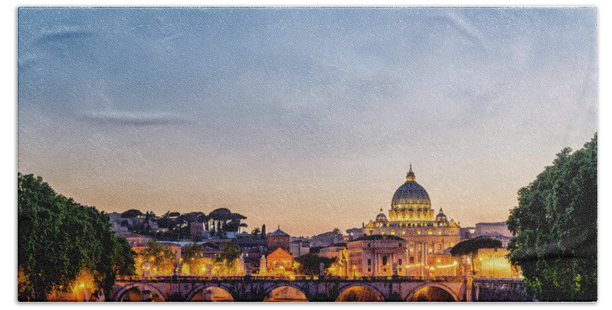 Rome Bath Towel featuring the photograph Ponte Sant' Angelo by Alexios Ntounas