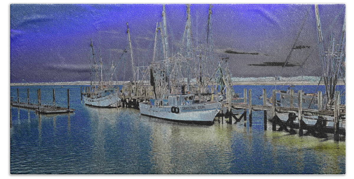 Marietta Georgia Bath Towel featuring the photograph Port Royal Shrimp Boats by Tom Singleton