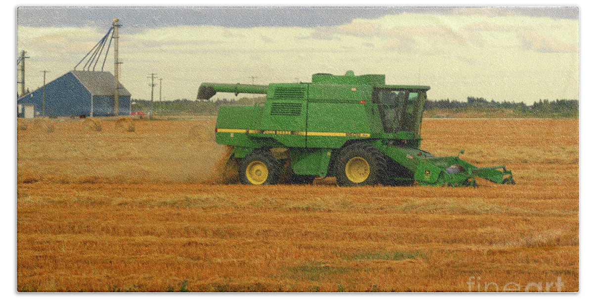 John Deere Bath Towel featuring the photograph Prairie Harvester by Mary Mikawoz