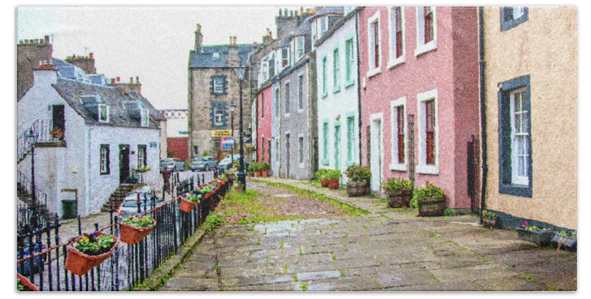 Queensferry Scotland Bath Towel featuring the digital art Queensferry Scotland by SnapHappy Photos