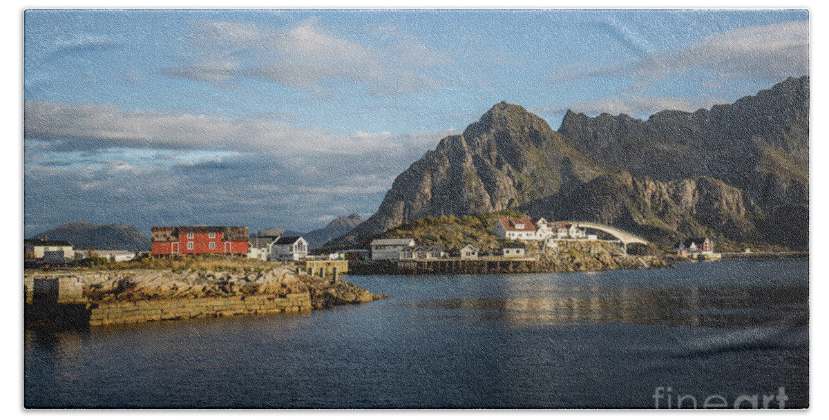 Henningsvaer Bath Towel featuring the photograph Quiet Morning by Eva Lechner
