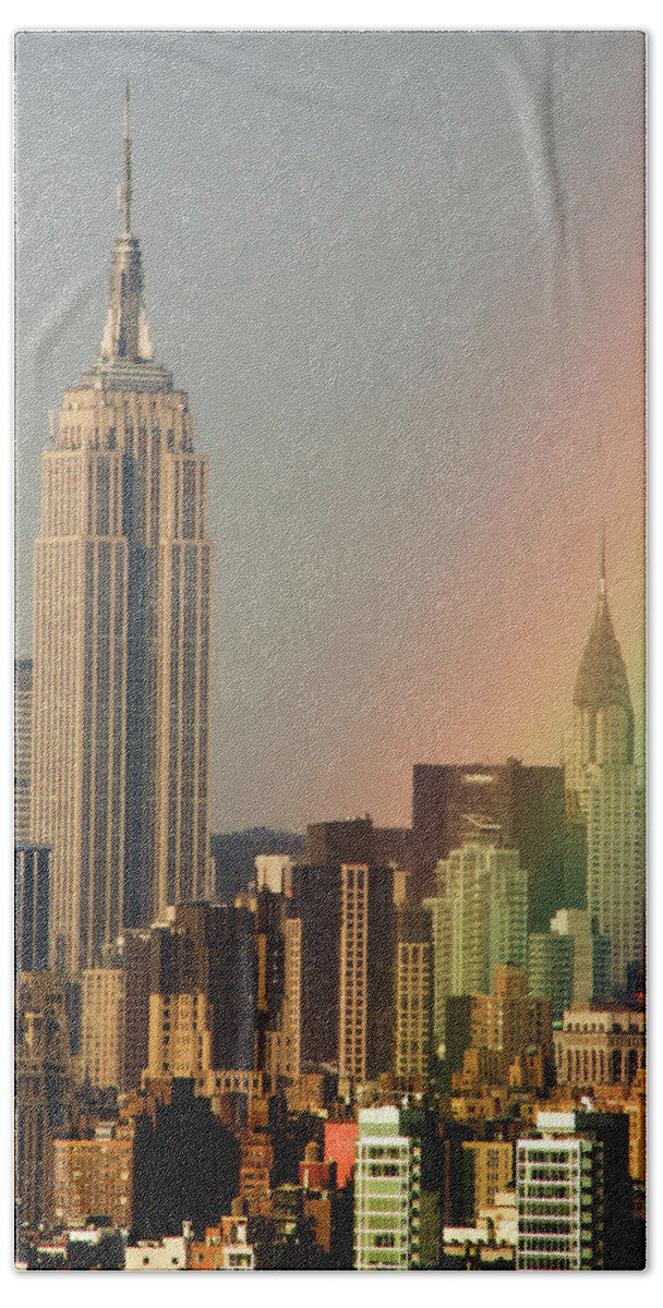 Rainbow Bath Towel featuring the photograph Rainbow over Manhattan by Alina Oswald