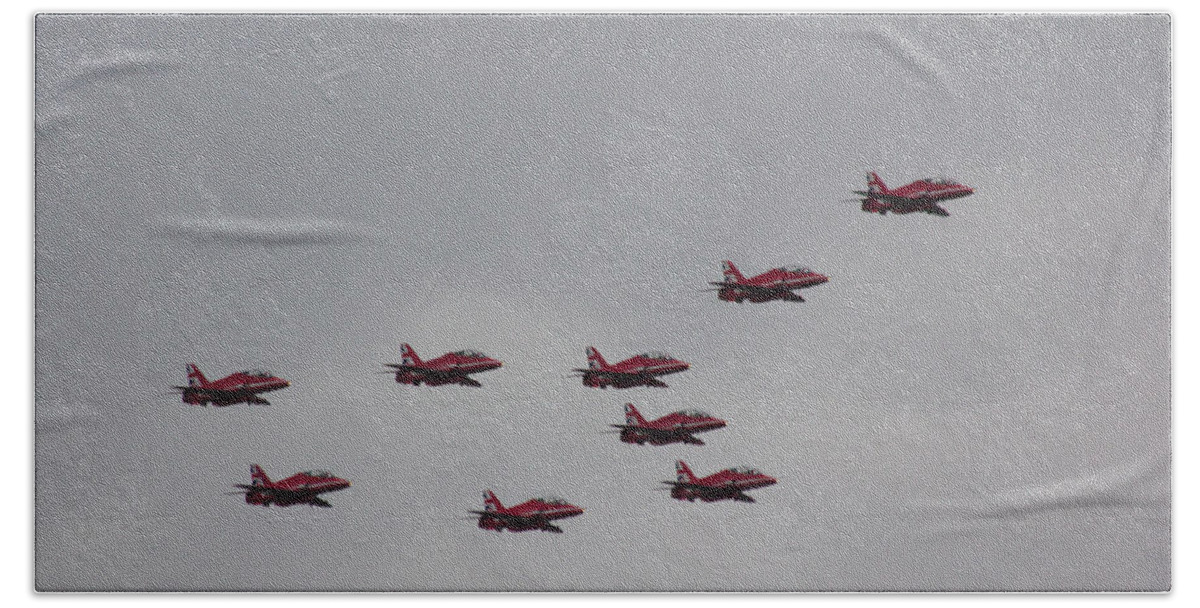 Red Arrows Bath Towel featuring the photograph Red Arrows Display by Jeremy Hayden