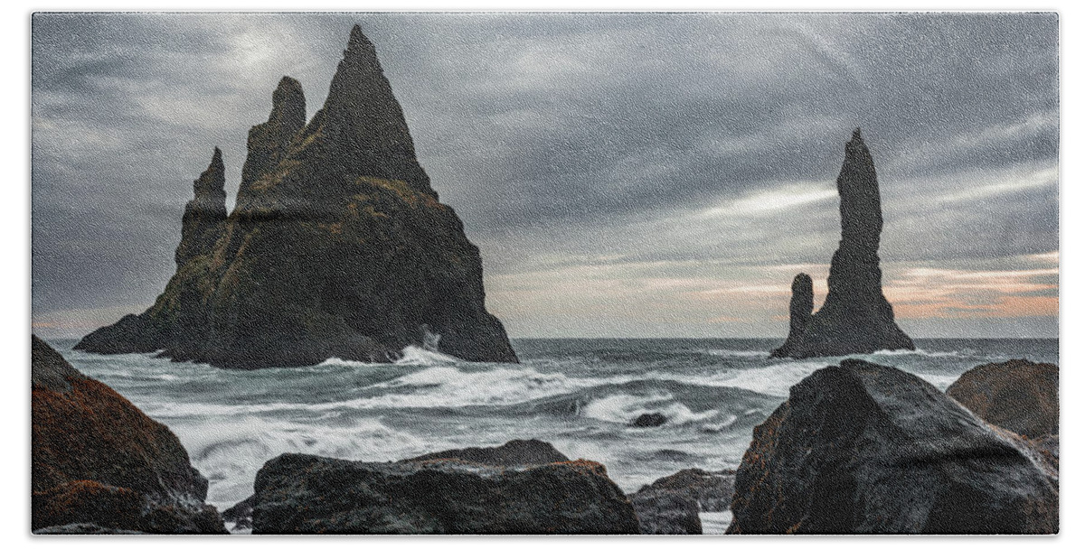 Black Sand Beach Hand Towel featuring the photograph Reynisdrangar - Iceland by Dee Potter
