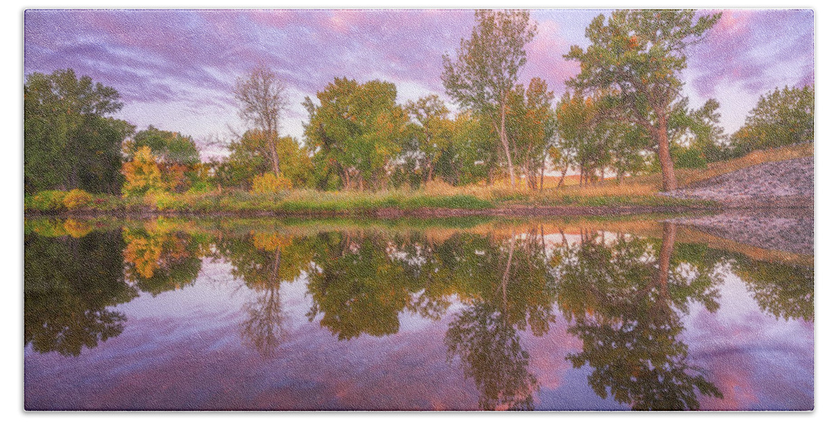 Sunrise Hand Towel featuring the photograph Riverbank Sunrise by Darren White