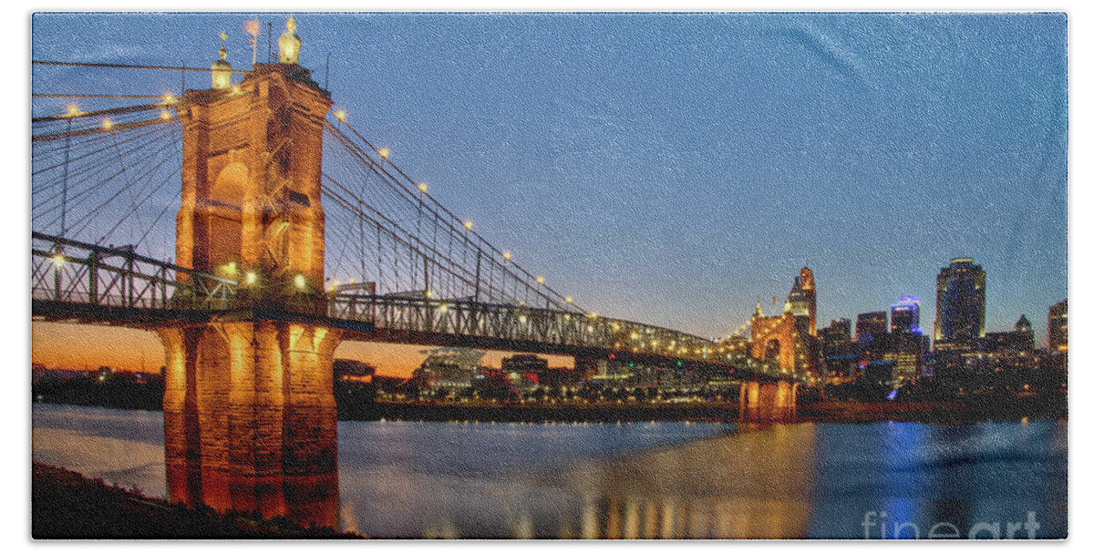 Roebling Bridge Bath Towel featuring the photograph Roebling Bridge at Cincinnati by Shelia Hunt