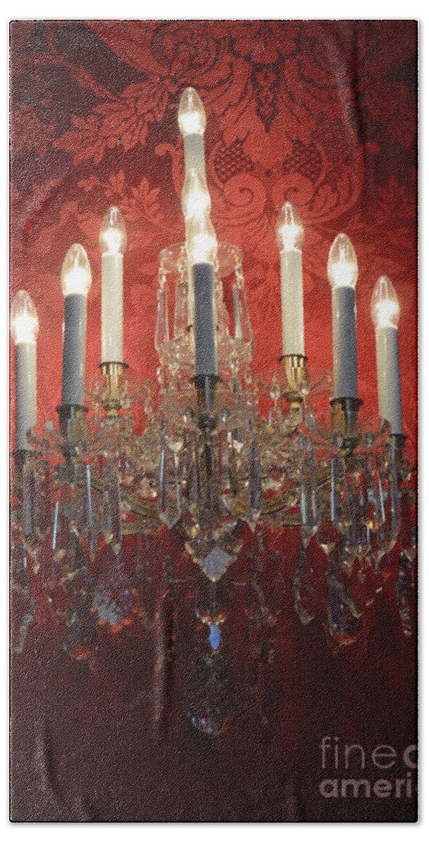 Chandelier Bath Towel featuring the photograph Royal Chandelier by Thomas Schroeder