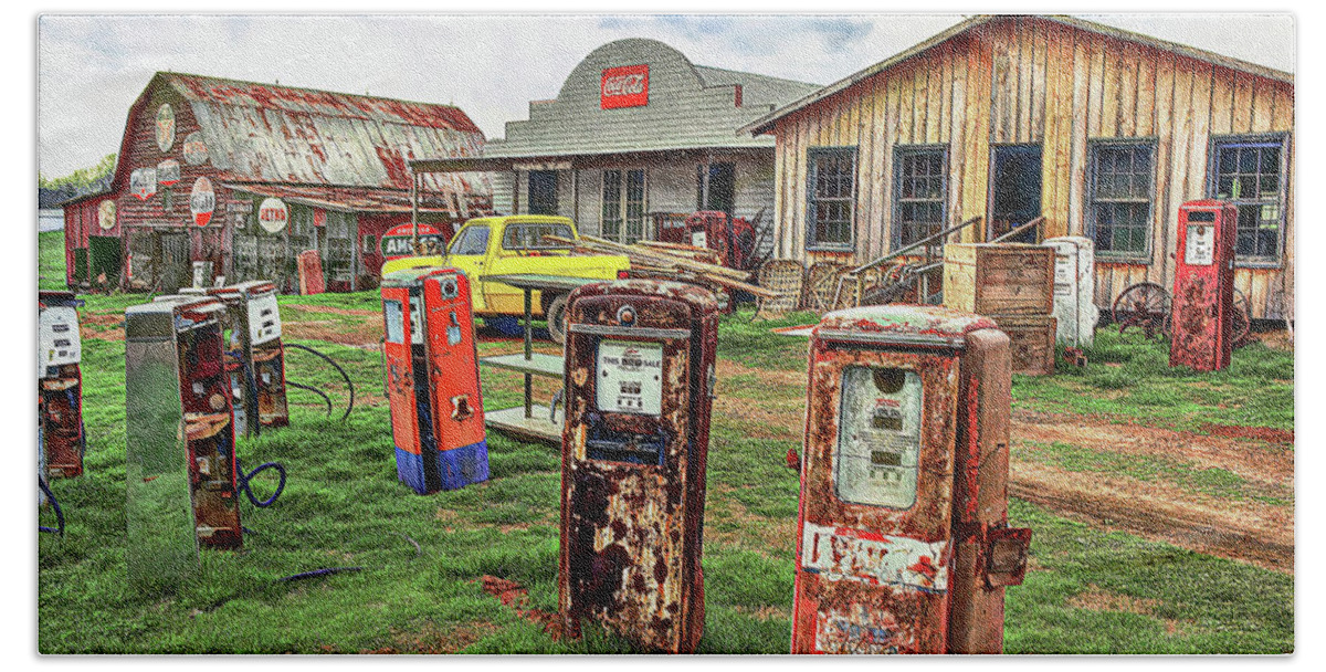 Kentucky Hand Towel featuring the photograph Rusty Gas Pumps, Kentucky Tennessee by Don Schimmel