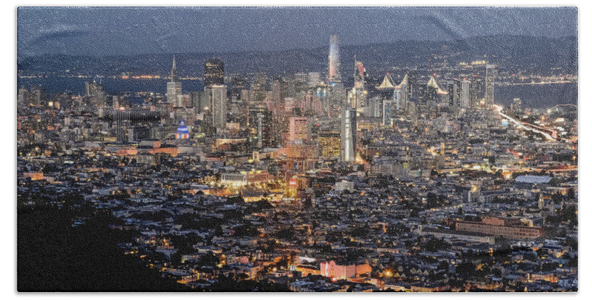 San Francisco Bath Towel featuring the photograph San Francisco Skyline by Gary Geddes