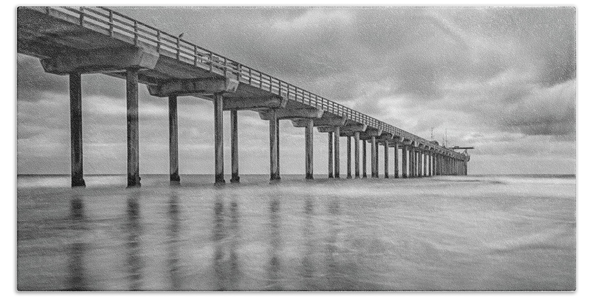 Gary Johnson Bath Towel featuring the photograph Scripps Pier in Black and White by Gary Johnson