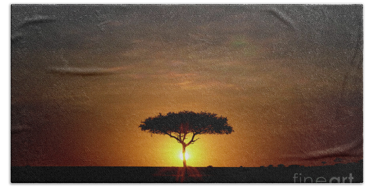 Sunrise Bath Towel featuring the photograph Single Acacia tree on the horizon at sunrise in the Masai Mara by Jane Rix
