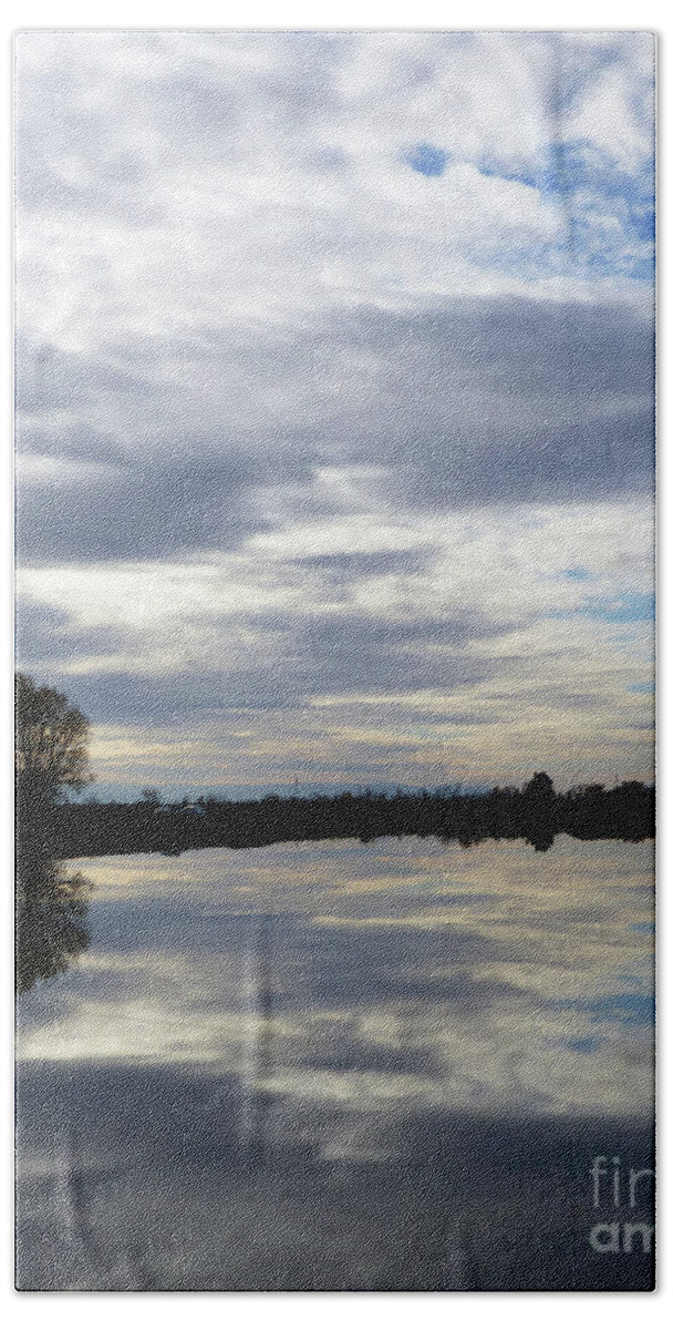 Sky Bath Towel featuring the photograph Sky and Water Dance by Paula Joy Welter