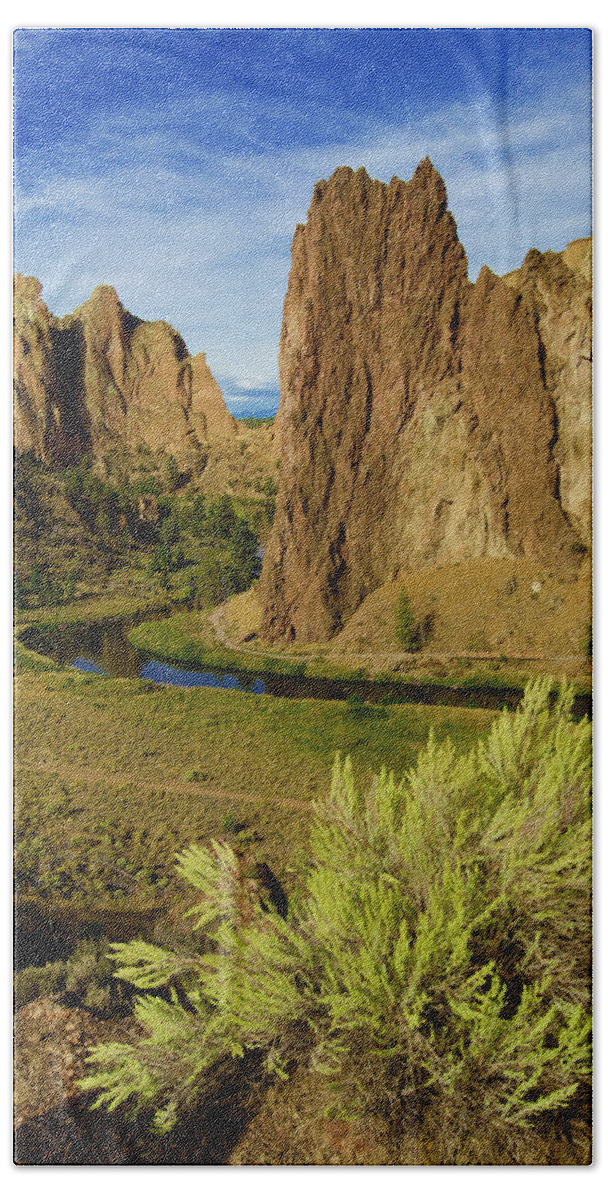Smith Hand Towel featuring the photograph Smith Rock State Park Landscape by Todd Kreuter