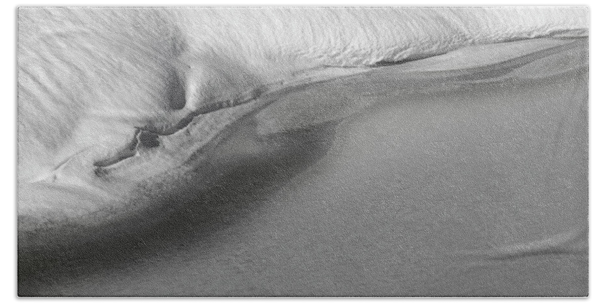 Curve Hand Towel featuring the photograph Snow And Ice Curves by Phil And Karen Rispin