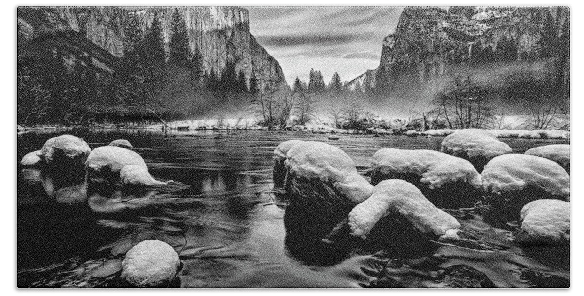 Yosemite Bath Towel featuring the photograph Snow Capped by Gary Johnson
